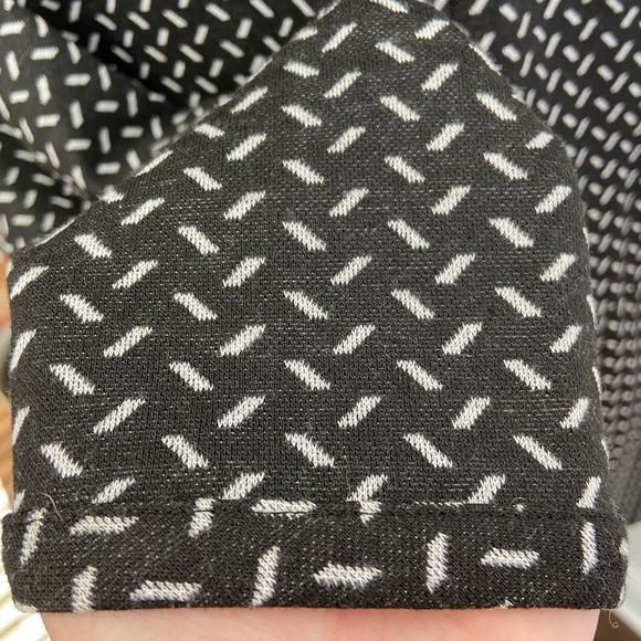 BCBG Generation Boyfriend Blazer - Size L - Picture 6 of 6